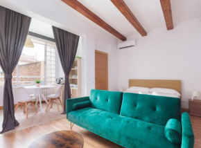 Spacious doubleroom apartment at Sants